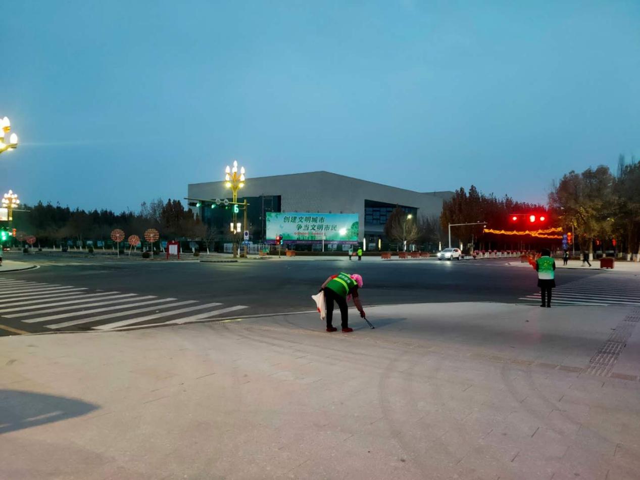 【我为群众办实事】创建文明城市，共建美丽家园——阿拉尔全体职工在一线