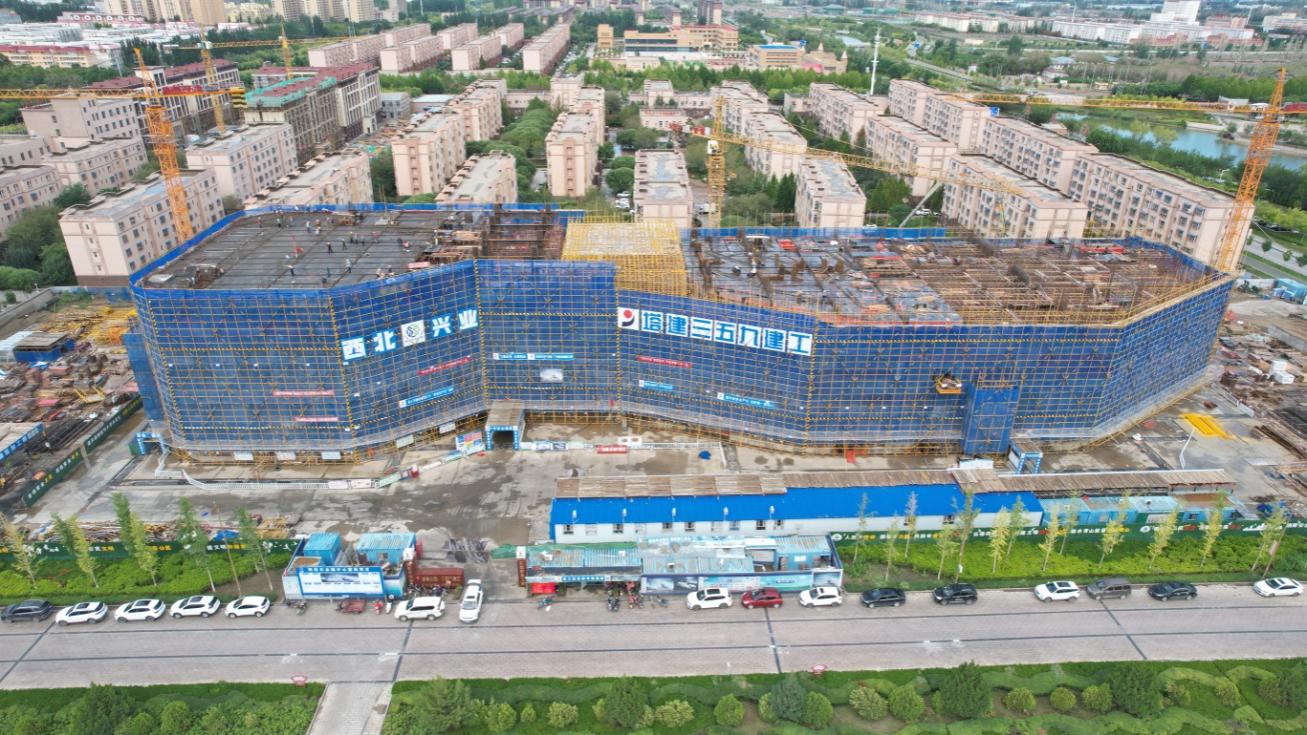 第一师阿拉尔市首座金融综合体项目建设进展顺利   