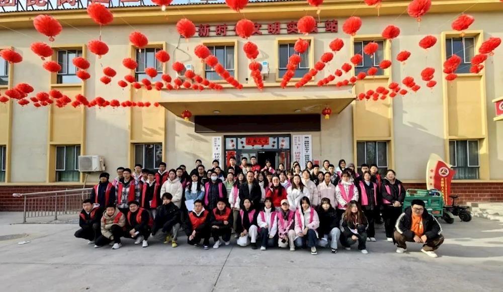 十一团昆岗社区 “全域大排查” 志愿服务活动：织密安全网，守护社区安全