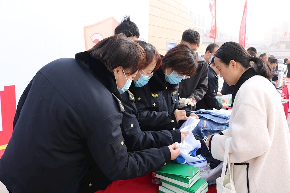 阿拉尔纤维检验所开展阳光3·15 纤检伴您行活动