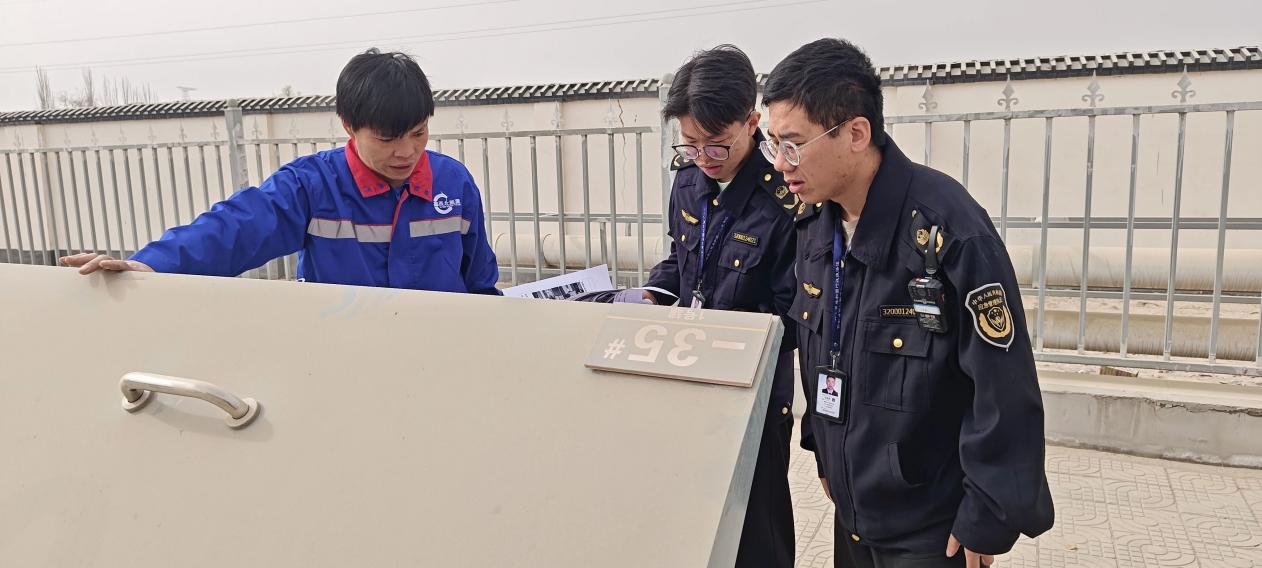 八团联合师市应急管理局开展安全检查