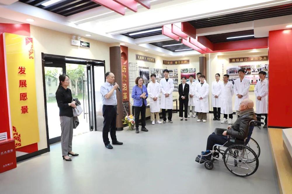 第一师医院彰显人文关怀 为医疗增添“暖实力”